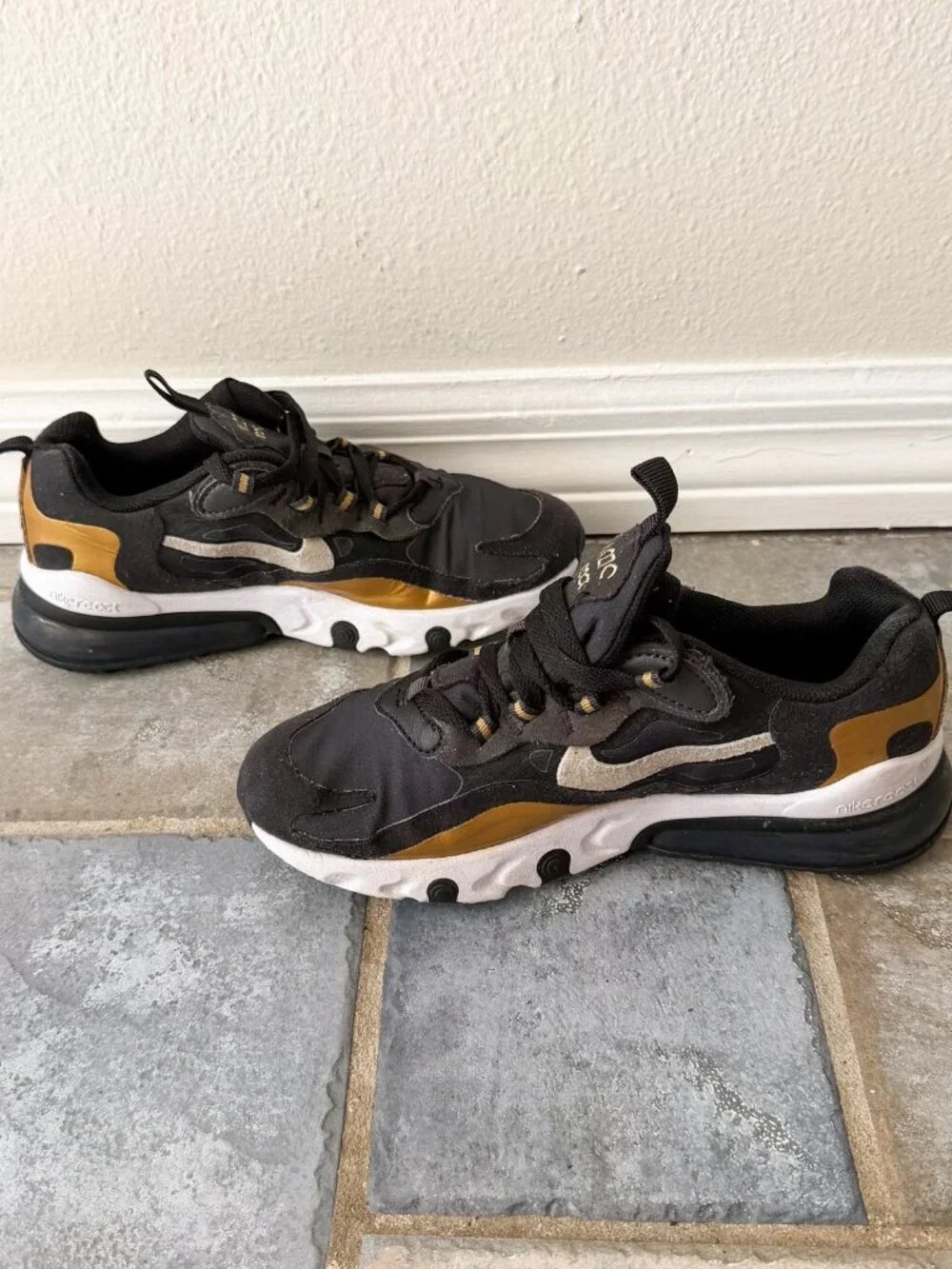 Nike Air Max 270 React Black Gold White Sneakers Youth 4.5Y Women’s Size 6